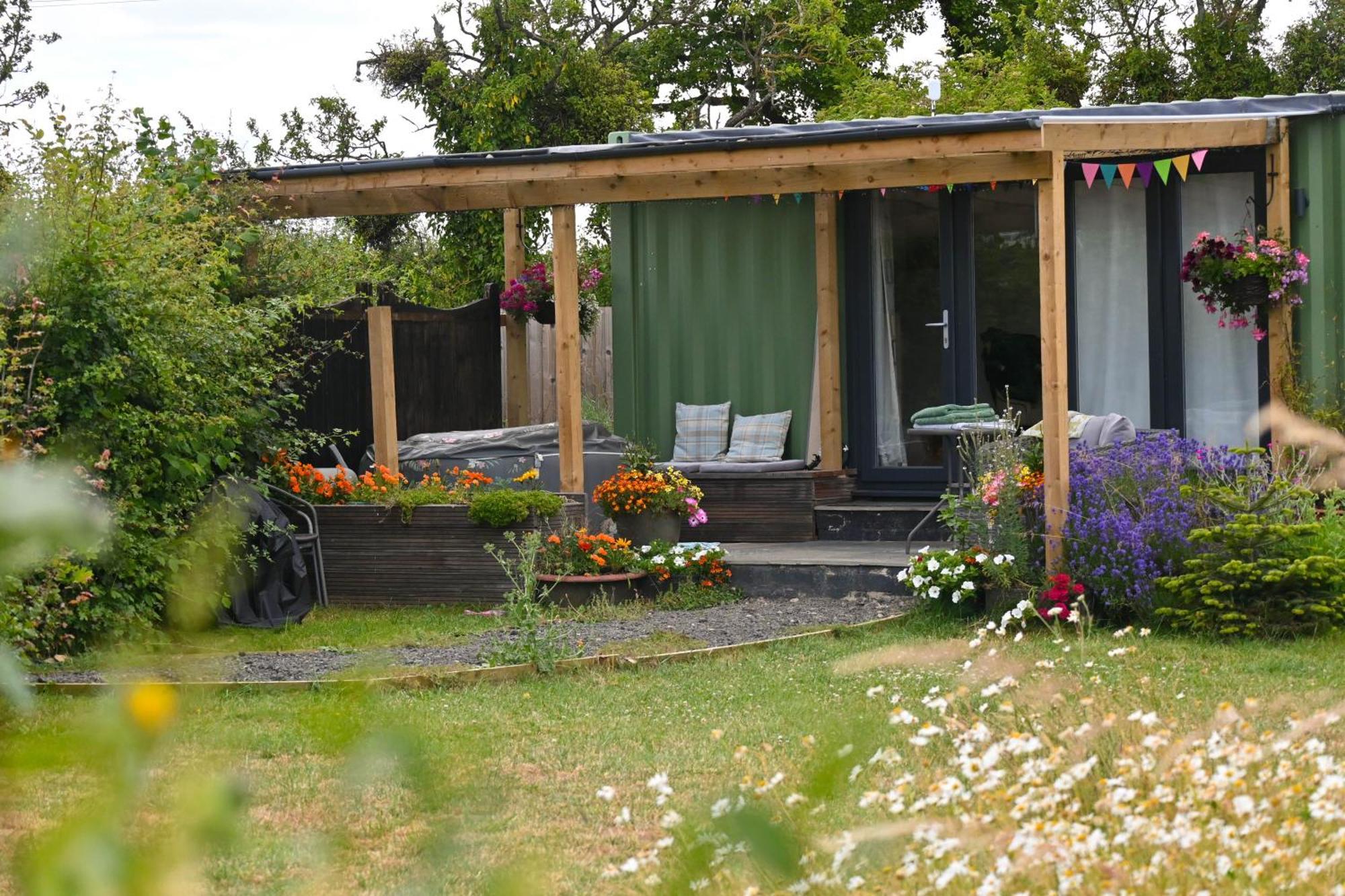 Sweet Pea Cabin Badsey المظهر الخارجي الصورة